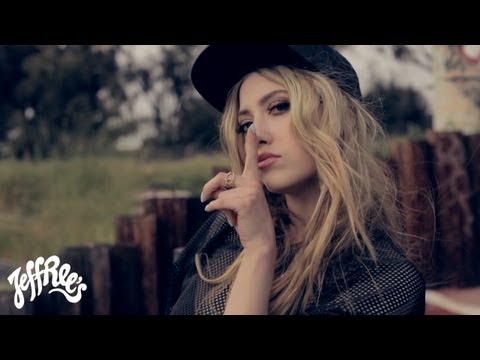 LIZ - Hush [Official Music Video]