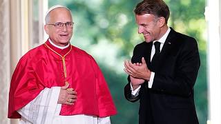 León XIV alerta ante Macron de los riesgos de la IA y pide a Francia impulsar la paz