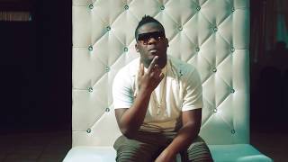 De la t�te aux pieds de Richy Jay