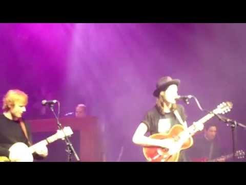 James Bay & Ed Sheeran Let It Go (Cambridge Corn Exchange 4th October 2015)