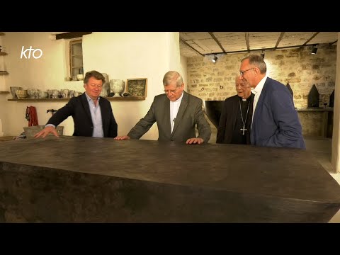 Mobilier liturgique de Notre-Dame : en visite dans l’atelier