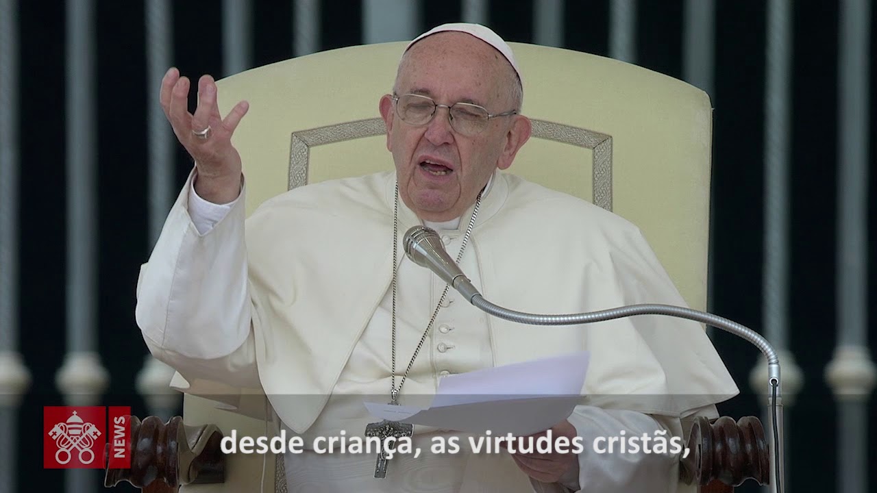 Por que batizar uma criança? O Papa responde!