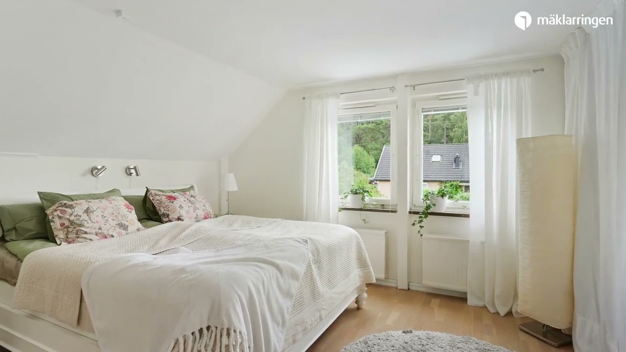 6 rum Villa på Morkullevägen 44 Barkarby Järfälla kommun - video