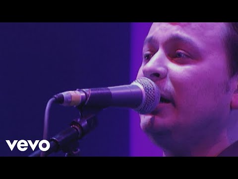 Elvis Impersonator: Blackpool Pier - Manic Street Preachers
