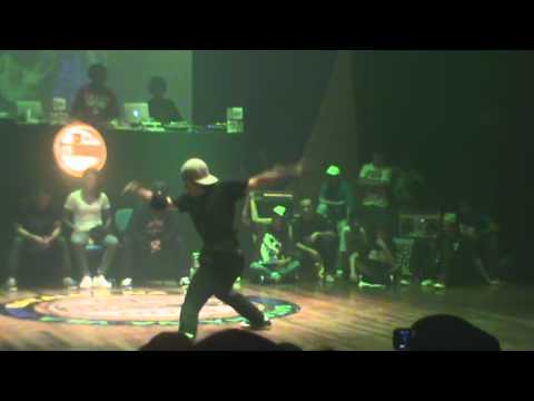 Batalha na Vila 2011 FINAL - Harry (Still Contact) vs Mixa (Funk Fockers)