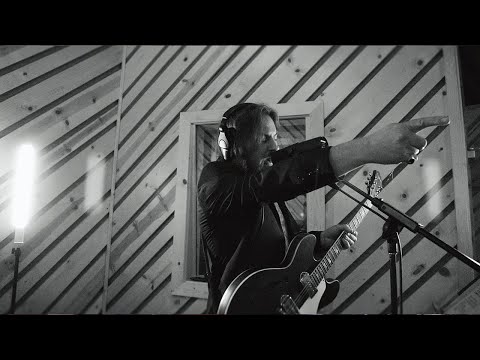 91X X-Session with Louis XIV - "Playtime"