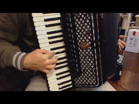 Technical Exercises for Piano Accordion - Lesson 3 - How to play Chromatic Scale. Right & Left Hands