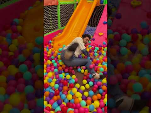 لما تعمل قدام صاحبك القلودة