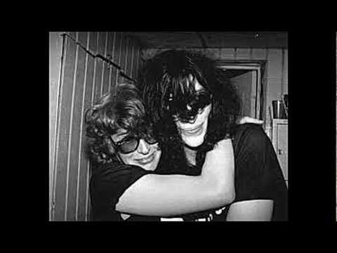 Joey Ramone & Holly Beth Vincent - I Got You Babe