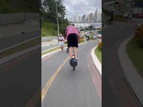 Mandei RL de patinete 🤯🔥 #wheelie #grau #bikelife #grau