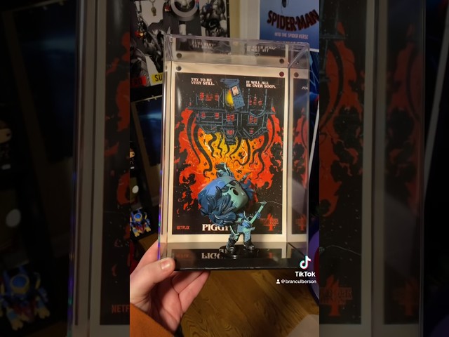 Vídeo relacionado con Figurine Funko Pop Comic Cover Stranger Things The Piggyback Eddie