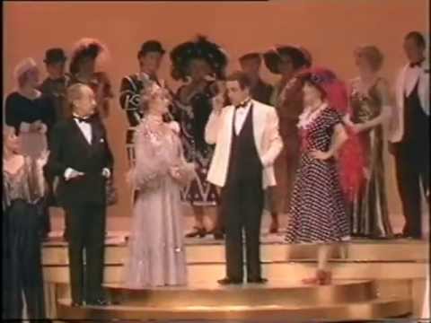 "The Lambeth Walk" - Me and My Girl (London Revival, 1985)