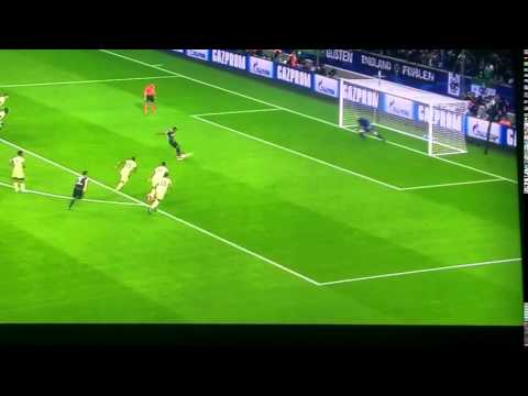 CHL - GLADBACH - MAN CITY MISSED PENALTY - HART SAVES 30.9.15