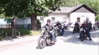 preview picture of video 'Starrahmenfahrt 2012 PINGGAU- Motorräder bis Baujahr 1939'