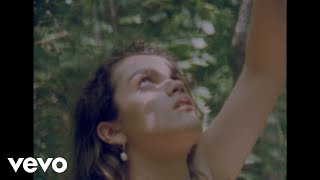 Quedará En Nuestra Mente Lyrics English Translation