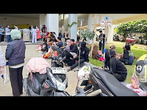 Video Thumbnail: Erdbeben der Stärke 6,7 erschüttert weite Teile Indonesiens
