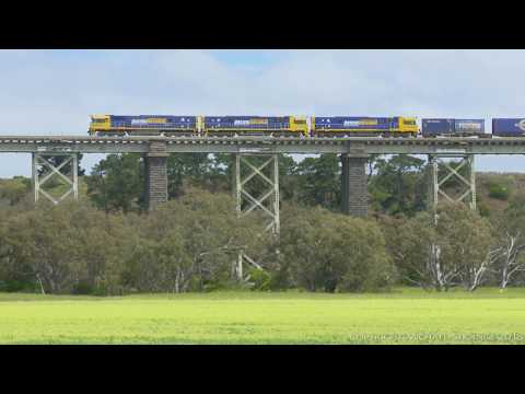 PM4 Steel Train Crosses Moorabool Viaduct (27/11/2016) - PoathTV Australian Railways