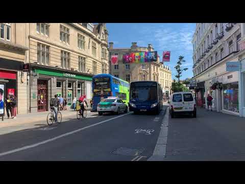 Stagecoach Bus Route 17 passing though North street at speed Brighton