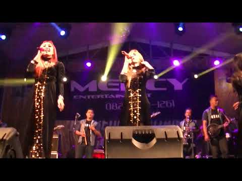 Trio Macan - Edan turun live performe at cisitu banten