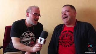 Entrevista a Aaron Douglas actor en 'Battlestar Galactica' video