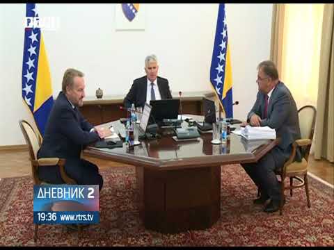 Tri člana Predsjedništva BiH imaju 24 vozila i 14 vozača!?