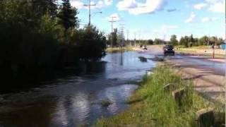 preview picture of video 'La Ronge Montreal River flood 2011'