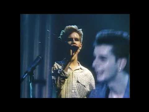 Video thumbnail for Everything Counts [Live in Hamburg, Alsterdorfer Sporthalle, Germany - 1984/12/09]