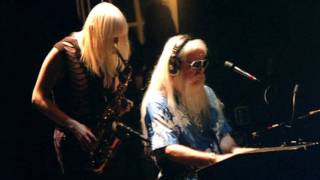 Leon Russell (with Edgar Winter) - Dixie Lullaby