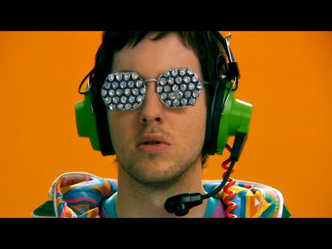 Calvin Harris - Acceptable In The 80's [Remastered]