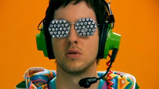 Calvin Harris - Acceptable In The 80&#39;s [Remastered]