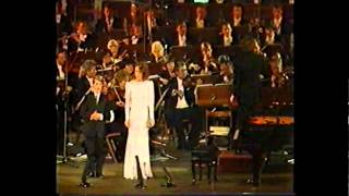 Pie Jesu - Sarah Brightman &amp; Paul Miles-Kingston.wmv