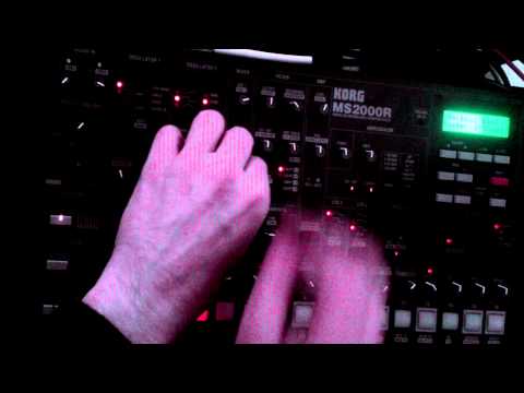 Korg MS2000R unboxing new + short jam