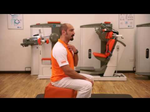 Come trattare il mal di schiena che si estende al braccio Ginnastica articolazioni della mano
