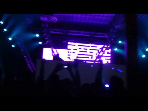 Francis Davila. W&W - Lift Off!. Istmo Night #IR450 El Salvador 2013 @Cifco Pabellón 1.