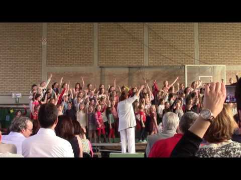 Koordagen voor Kinderen 2015 nr 12 -  Shake the papaya down (Ruth E Dwyer and Judith M Waller)