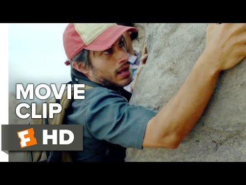 Desierto Movie CLIP - Fall (2016) - Gael García Bernal Movie