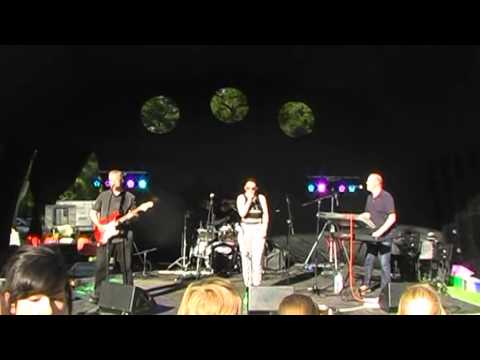 Free 4 All Live  Get Lucky Happy