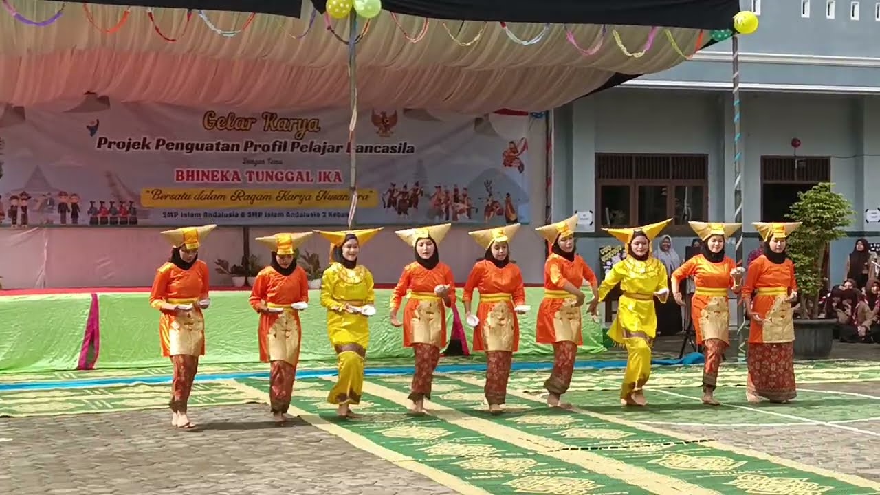 Tari Piring dari sumatera Barat _ gelar karya p5 smp islam Andalusia kebasen