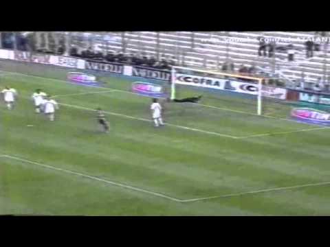 Serie A 2001-2002, day 32 Parma - Atalanta 1-1 (Comandini, Micoud)