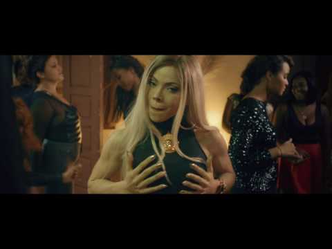 Xriz - Métele suave ft. Fuego y La Materialista (Videoclip Oficial)