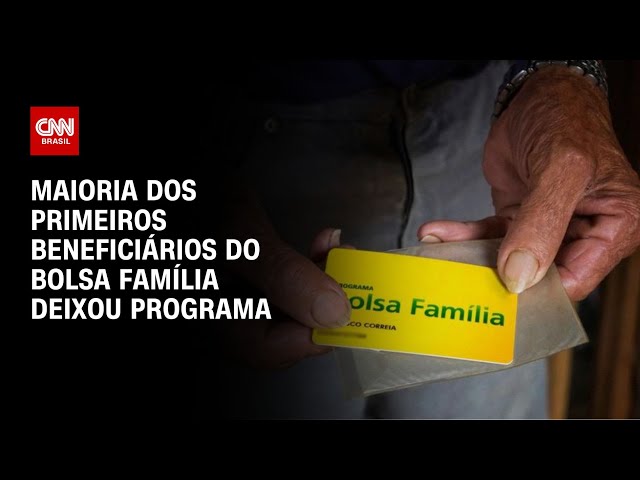 Maioria dos primeiros beneficiários do Bolsa Família deixou programa | LIVE CNN