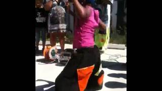 Too Too the Clown Vs Challenger