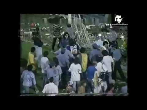 "boca juniors campeon 1992 final video inedito festejos" Barra: La 12 • Club: Boca Juniors