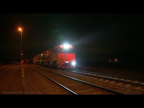 Pacific National MP5 Container Freight At Night - PoathTV Australian Trains & Railways