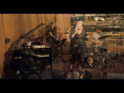 Daydream(in) mash-up LIVE at Sam First LA April '25