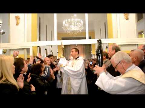 11/07/2013 - Procesión con el Santísimo Sacramento (misa nocturna)