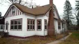preview picture of video 'Eagle River WI Historic Downtown Home!'