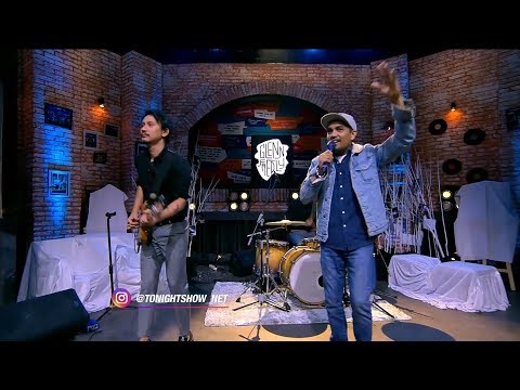 Jamming Session With Glenn Fredly - Anak Pantai