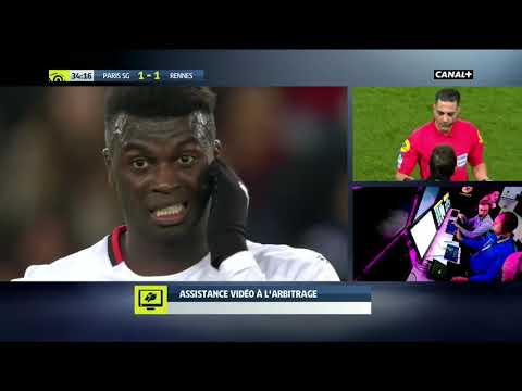 Extrait - Le jour ou M'baye Niang a détruit la cheville de Kehrer sans prendre  rouge ! - 27/01/19 -