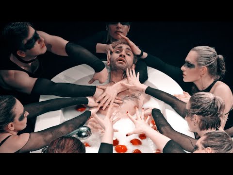 Chum Chum (Official Music Video)